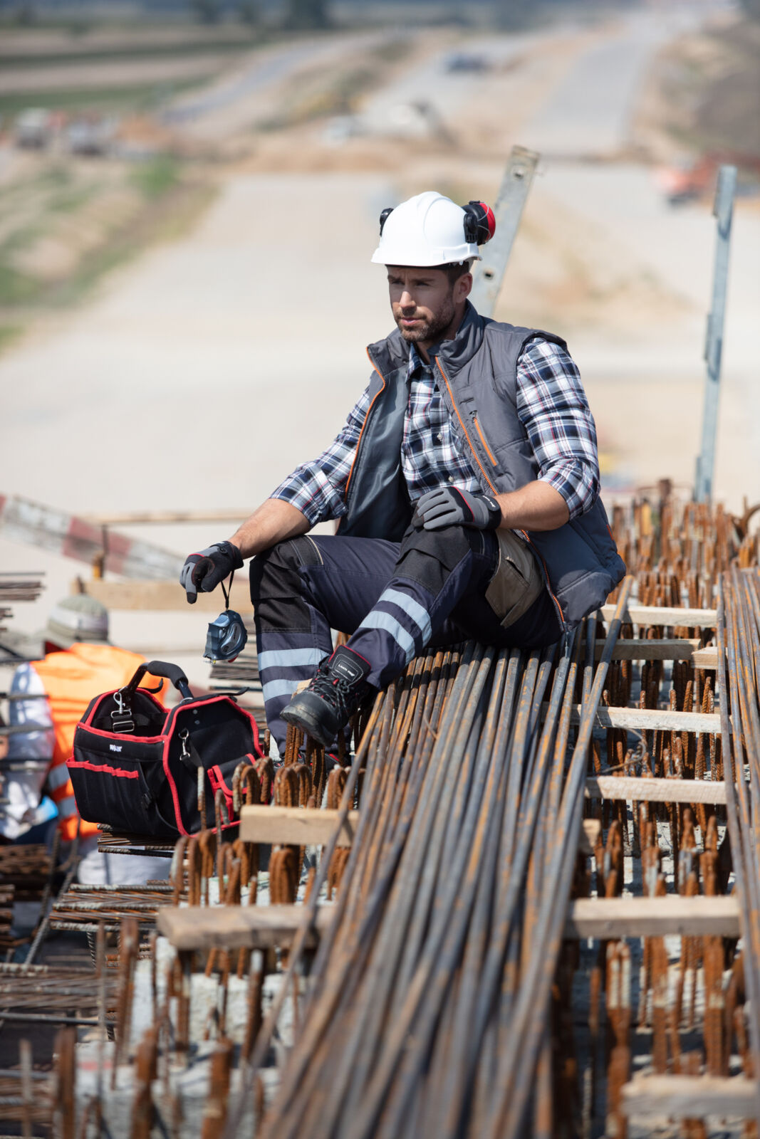 BEZRĘKAWNIK OCIEPLANY LAHTI L41309 1 BEZRĘKAWNIK OCIEPLANY LAHTI L41309